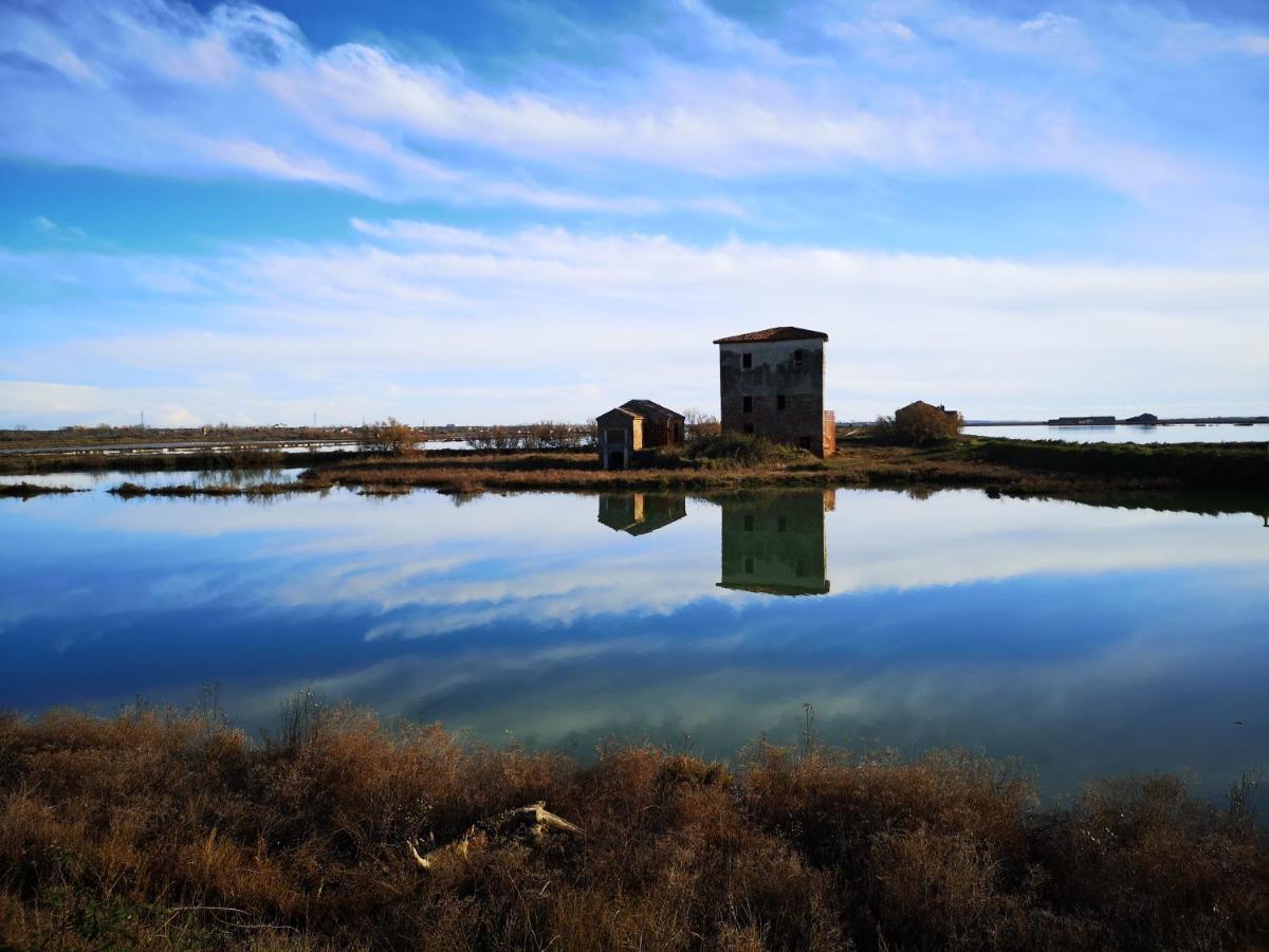 Residenza La Gallinella โคมัคคิโอ ภายนอก รูปภาพ