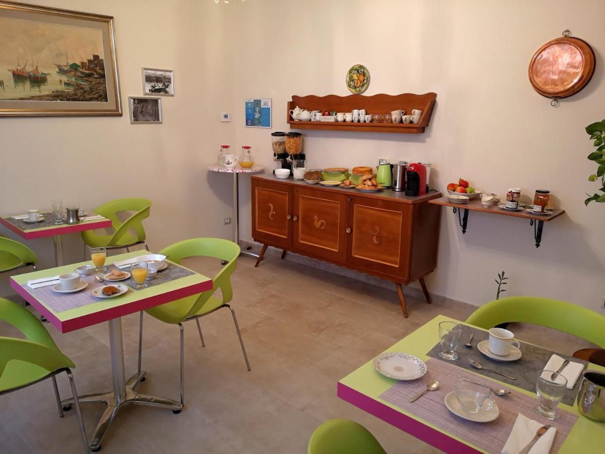 Residenza La Gallinella โคมัคคิโอ ภายนอก รูปภาพ